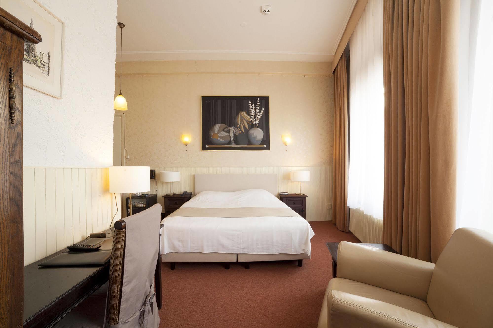 Hotel Dordrecht Exterior photo