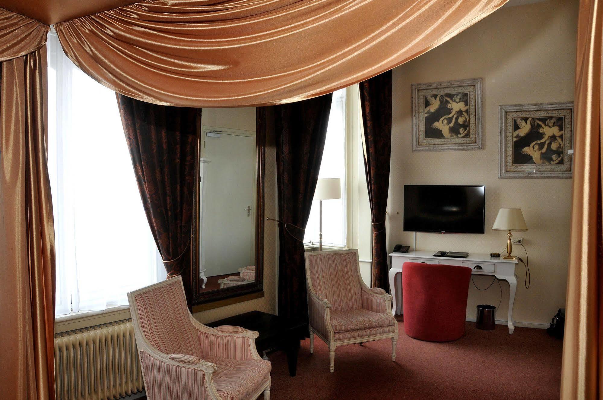Hotel Dordrecht Exterior photo